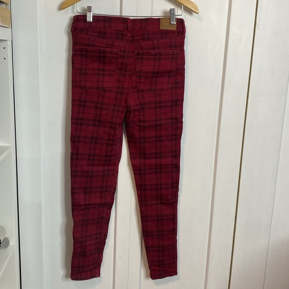 💚American Eagle | High Rise Jegging - Red buffalo Plaid Pants - US8 - Picture 3 of 5